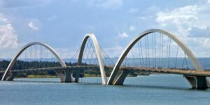 Puentes Parábolicos